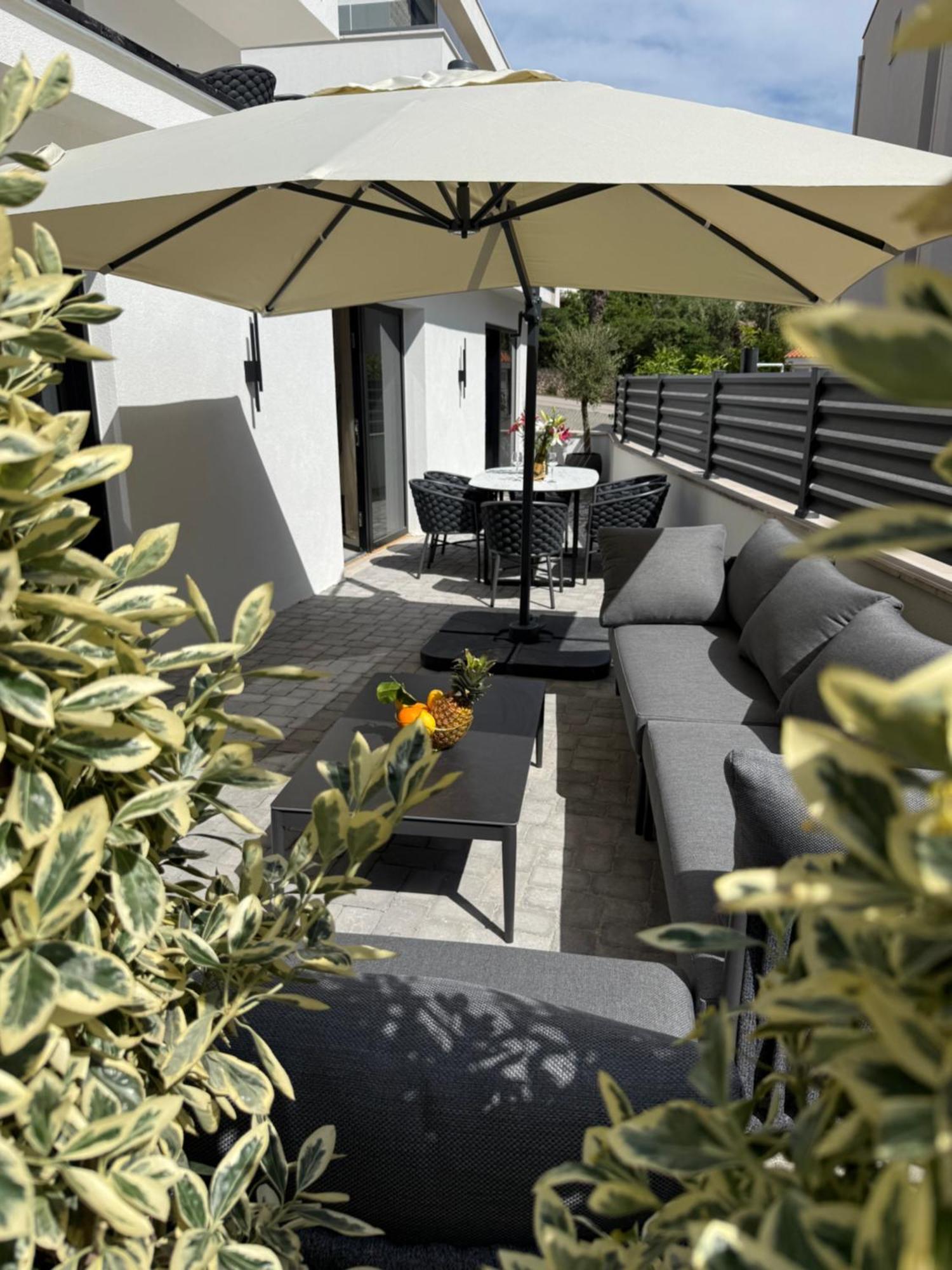 Apartment Sara Trogir Exterior foto